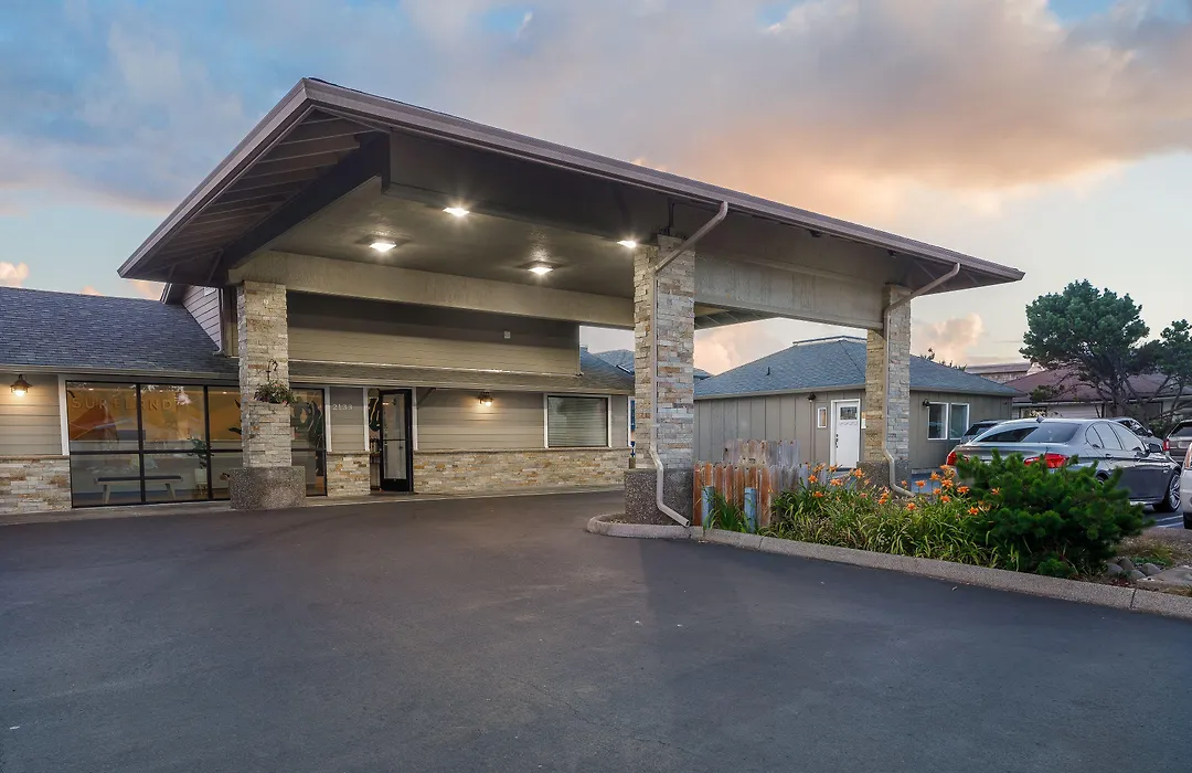 Surfland Hotel-1